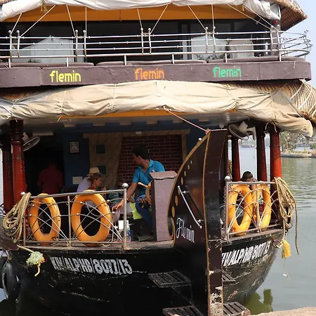 Friends Cruise, Nightstay Houseboat Alappuzha Exterior photo