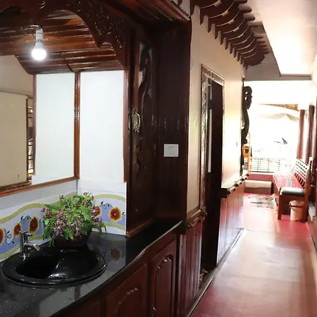 Friends Cruise, Nightstay Houseboat Alappuzha Exterior photo